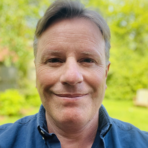 Dr Rob Daniels